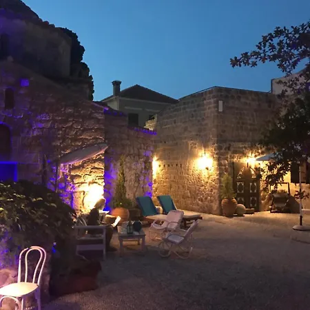 Πανσιόν Saint Artemios And Oriental